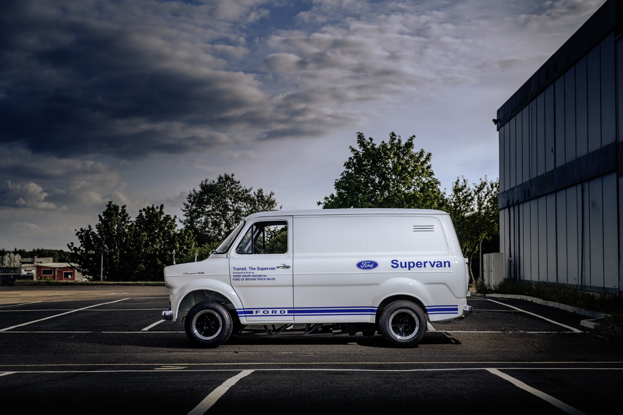 Ford Supervan